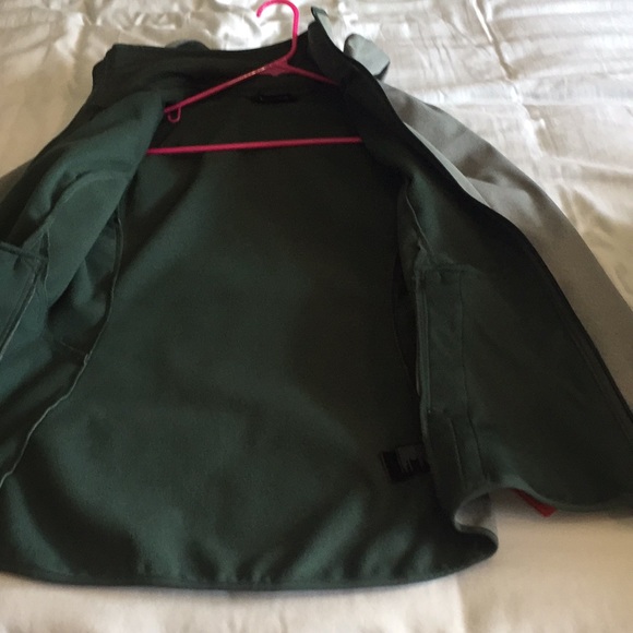 North Face Jacket - Picture 7 of 8